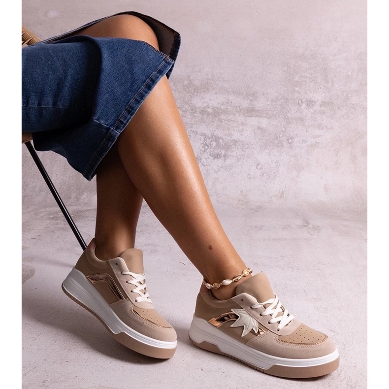 D/GMR Baskets beiges avec empiècement miroir Kollins 2