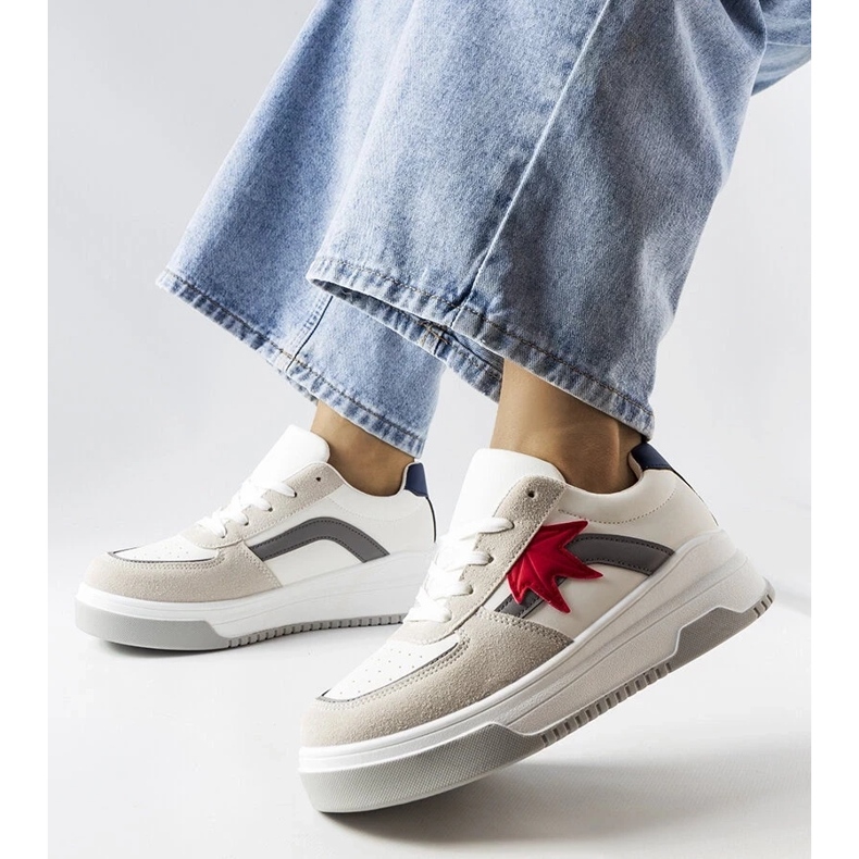 D/GMR Baskets blanches avec empiècement en daim écologique de Kollins 2