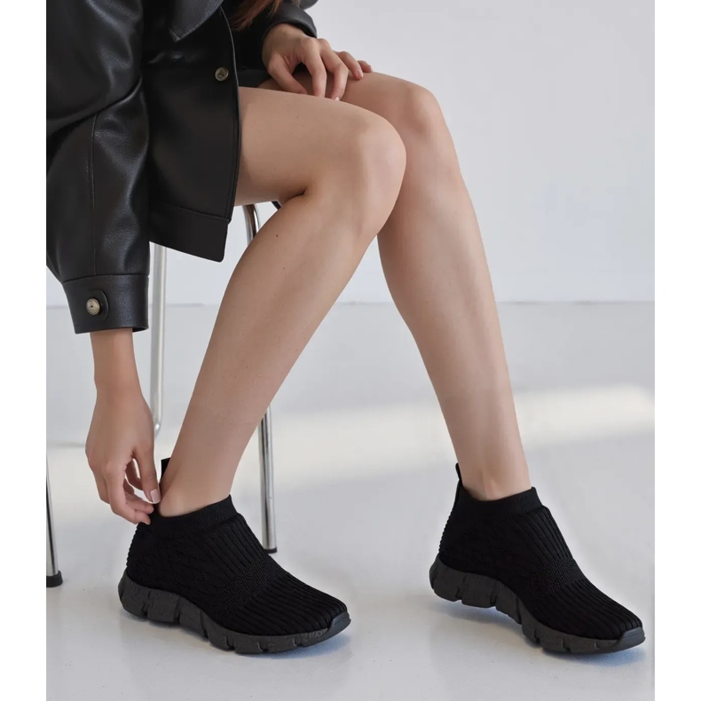 Bottes noires des femmes 1