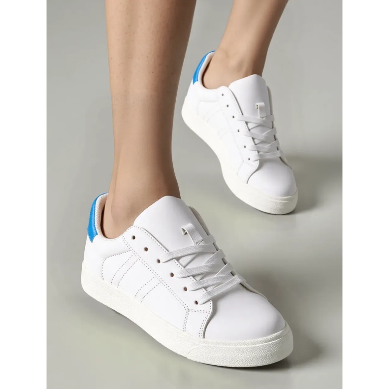 Baskets femme bleues blanche 2