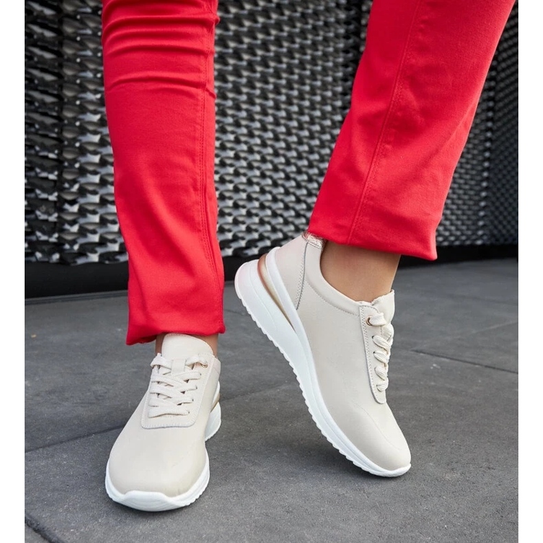 D/GMR Baskets compensées en cuir beige par Federico 2