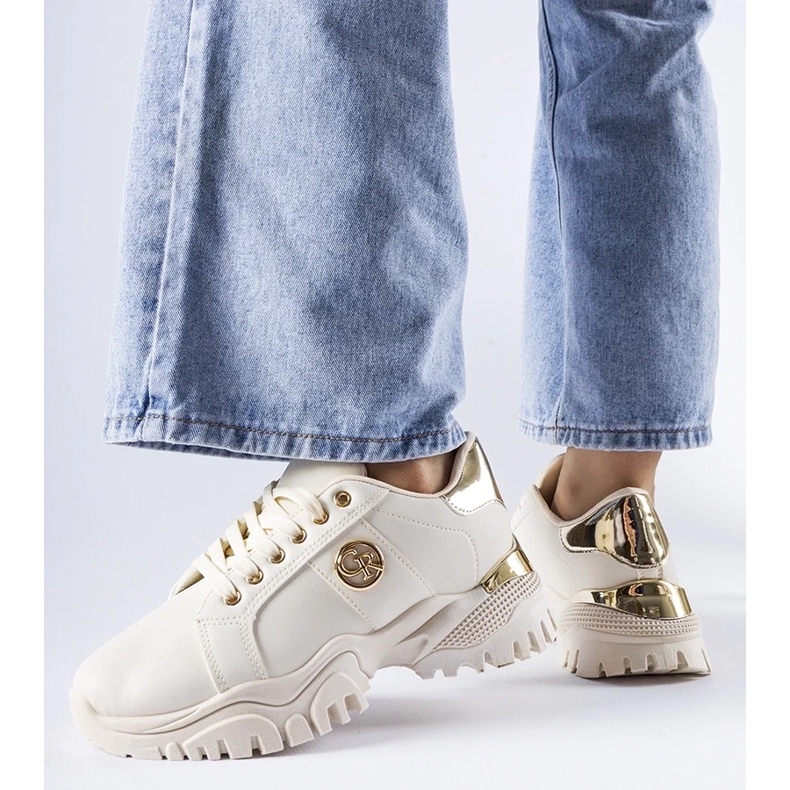 D/GMR Baskets beiges à semelle massive Arpaia 1