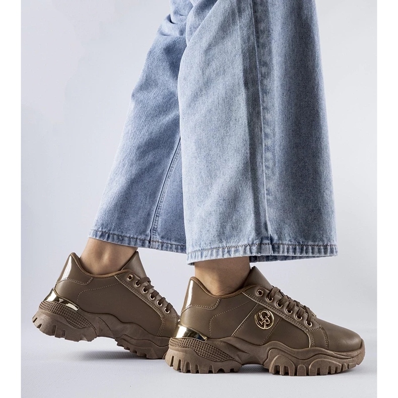 D/GMR Baskets marron à semelle massive par Arpaia brun 2