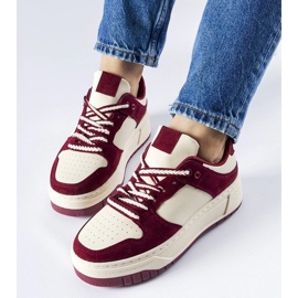 D/GMR Baskets bordeaux sur la plateforme Crim rouge 1 D/GMR Baskets bordeaux sur la plateforme Crim rouge 1