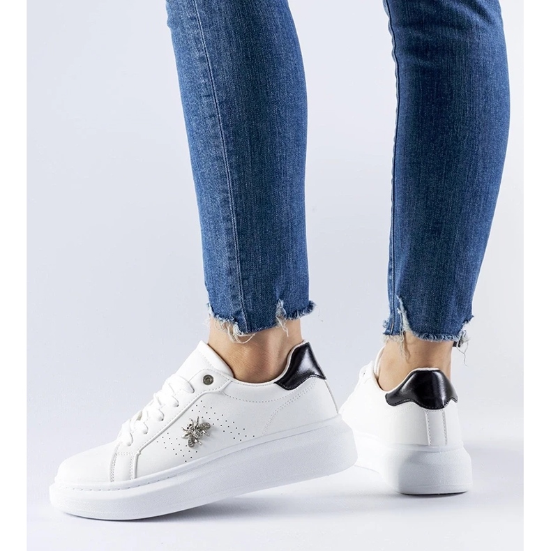 D/GMR Baskets blanches avec application Fairfax en zircon 1