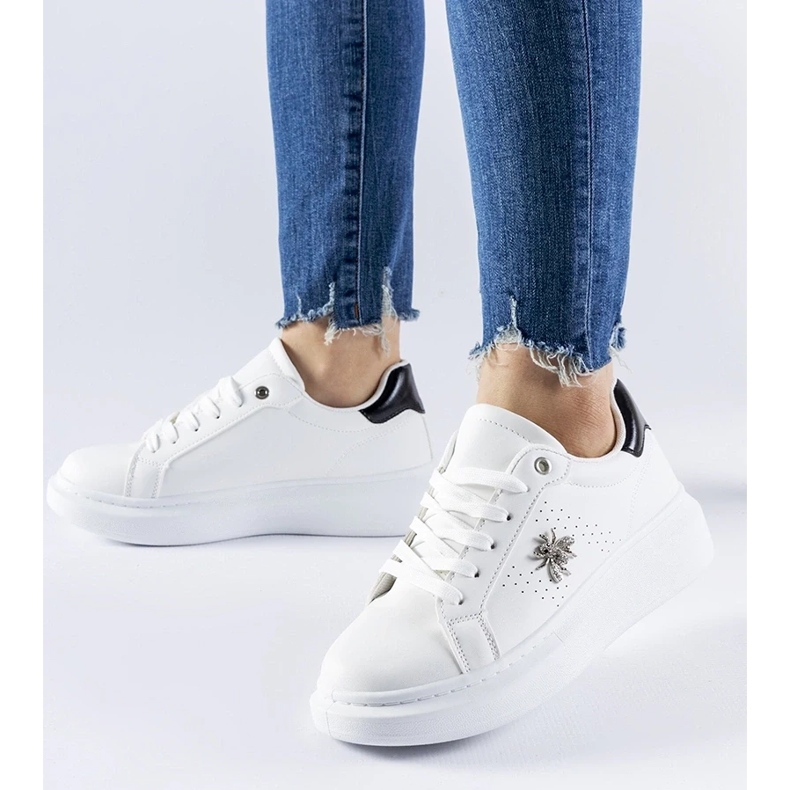 D/GMR Baskets blanches avec application Fairfax en zircon 2