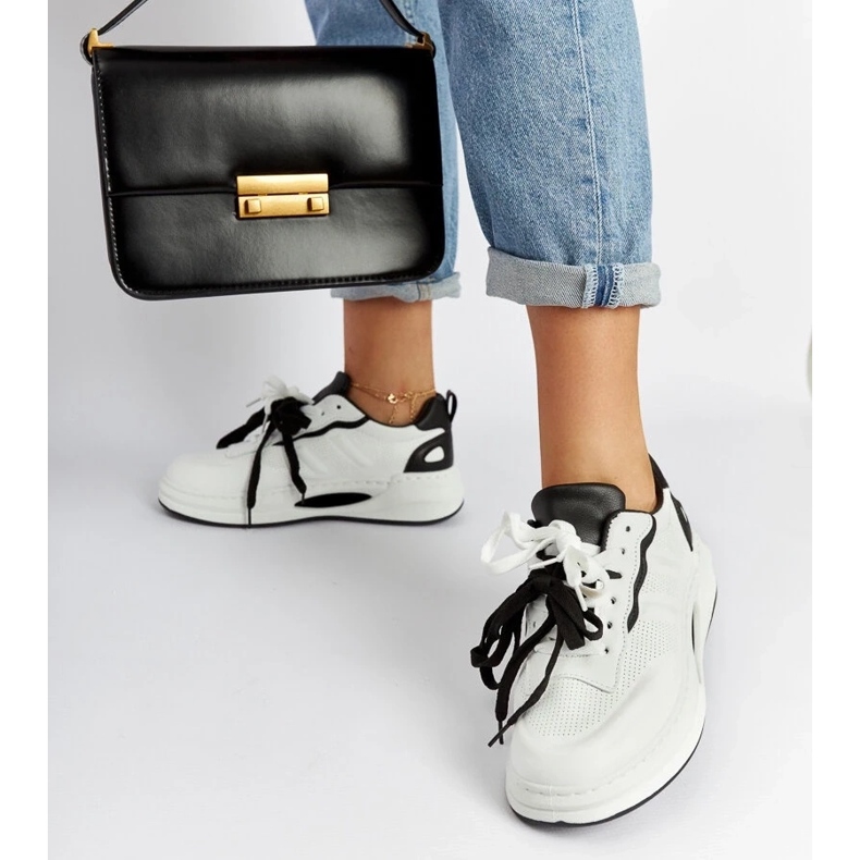 D/GMR Baskets Galdino blanches et noires 2