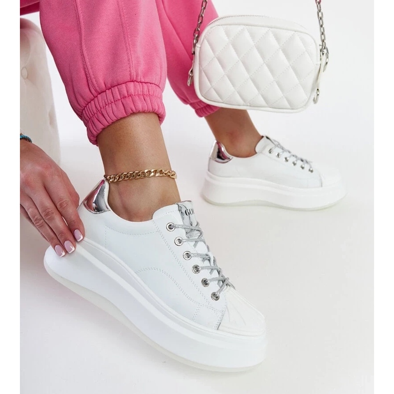 D/GMR Baskets blanches sur la plate-forme Goe NN2N4033 1