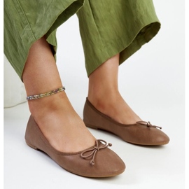 D/GMR Ballerines marron en éco-cuir par Pavla brun 1