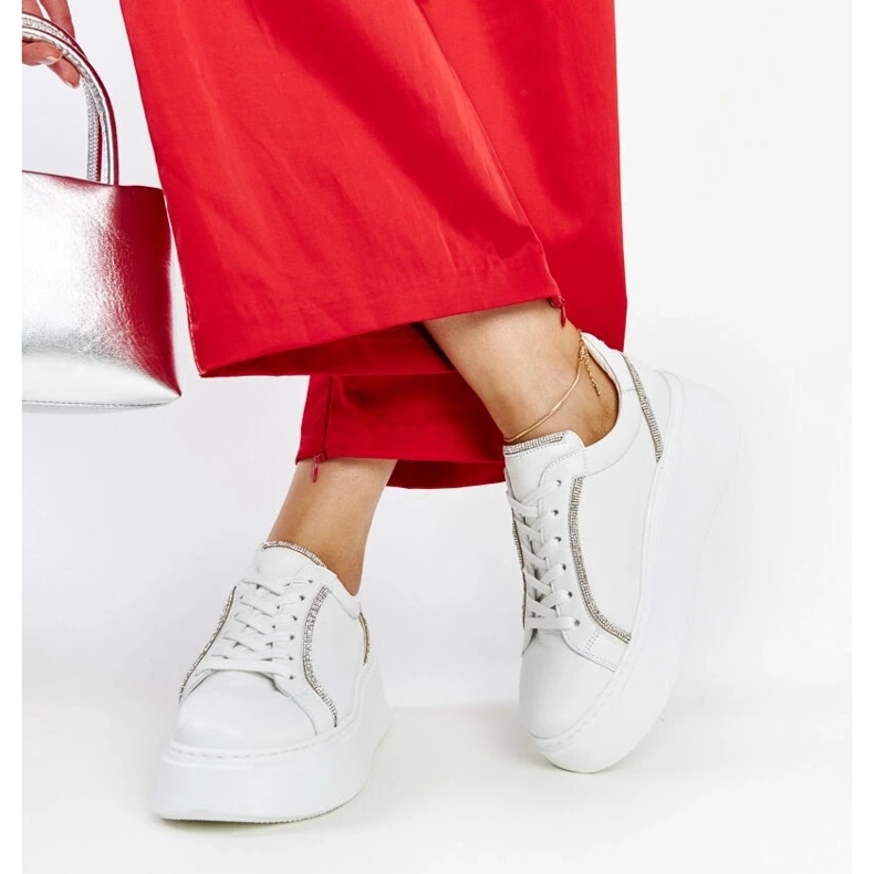 D/GMR Baskets Karino en cuir blanc avec strass blanche 2