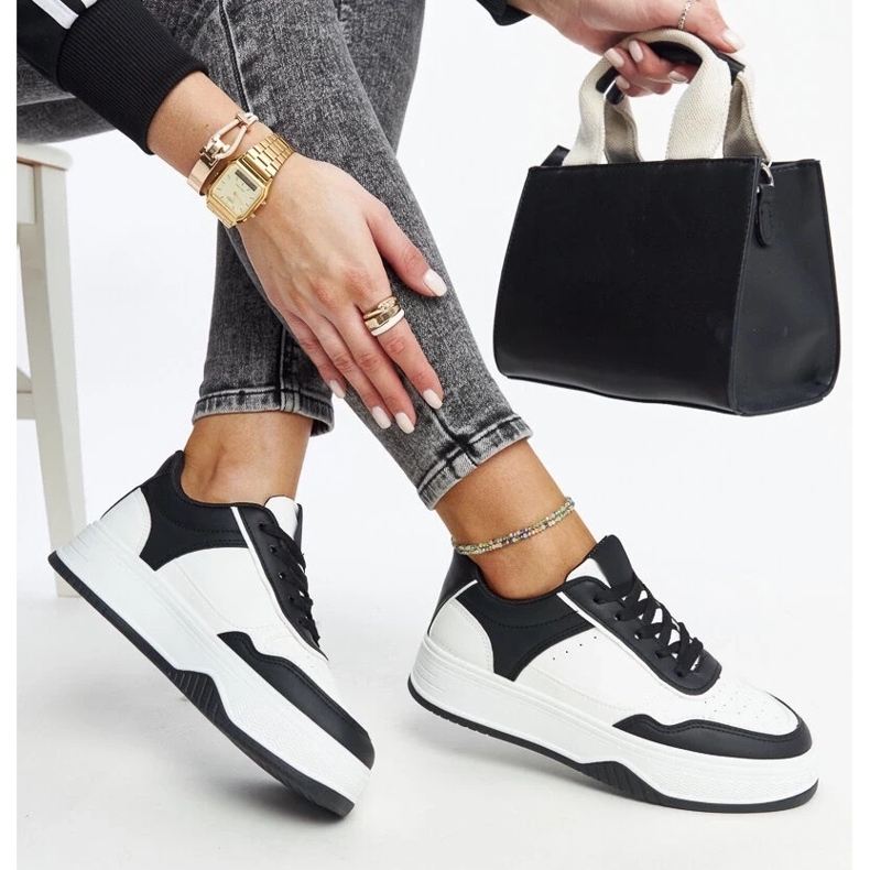 D/GMR Baskets blanches et noires à semelle épaisse Rumai 2