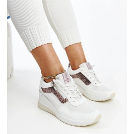 Baskets compensées blanches pour femmes de Cross Jeans 2