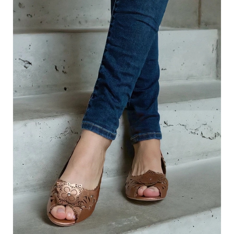 D/CEO Ballerines Lore dorées ajourées à bout ouvert 1