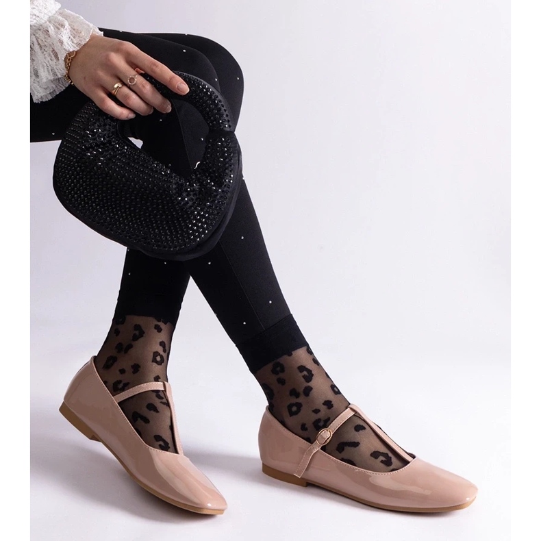 D/CEO Ballerines en cuir verni beige avec ceinture Marseille 2