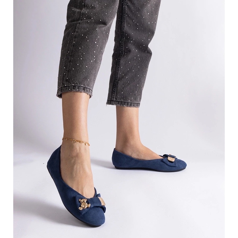 D/CEO Ballerines bleu marine ornées d'un nœud et d'une broche Esdras 2