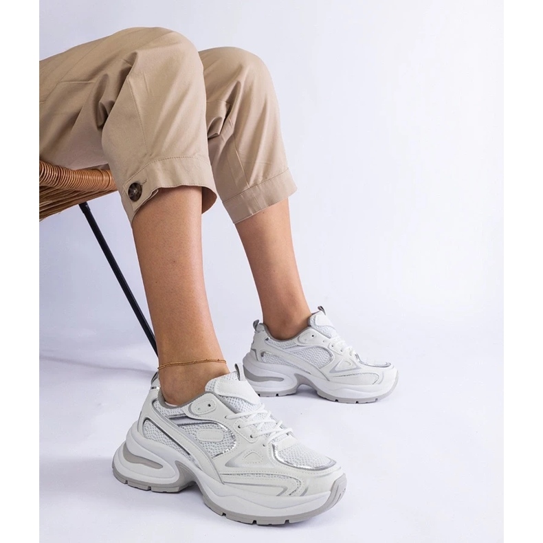 D/CEO Baskets blanches sur la semelle massive Adoma 1