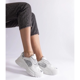 D/CEO Baskets femme blanches avec empiècements pailletés Caraballo 2