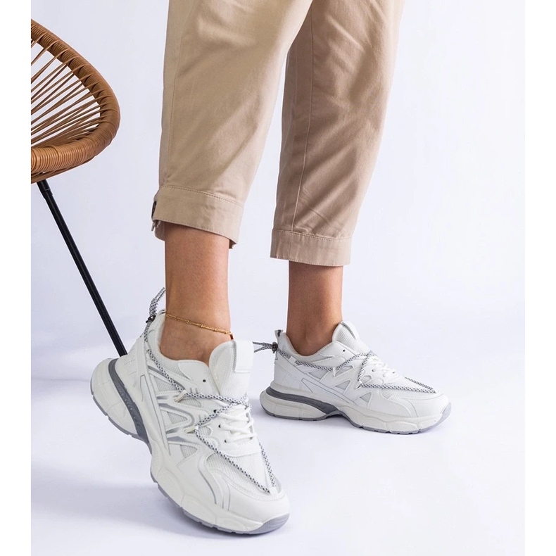 D/CEO Baskets féminines blanches sur la semelle massive du Colunga 2