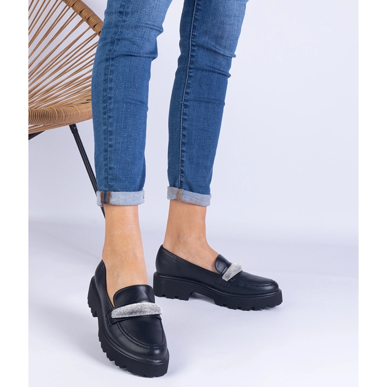 Mocassins noirs pour femmes décorés de zircons 1