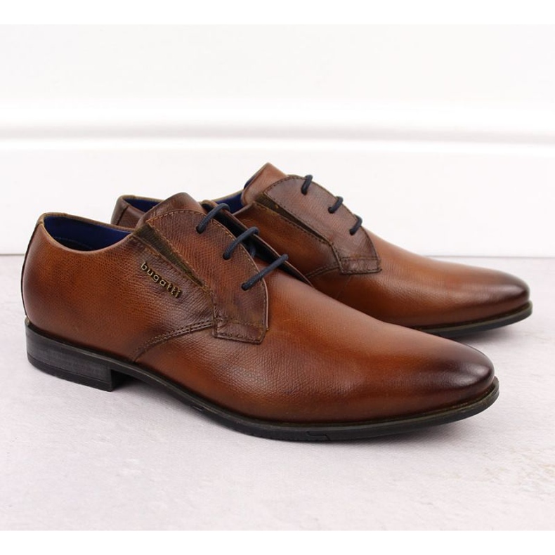Chaussures pour hommes Bugatti OO153267 Brown brun 1