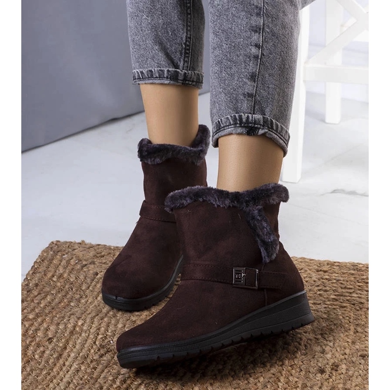 D/CEO Bottes isolées marron sur le talon compensé Capo brun 2 D/CEO Bottes isolées marron sur le talon compensé Capo brun 2