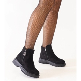 D/CEO Bottines noires avec pendentif décoratif sur la plateforme en éco-daim Melane le noir 2