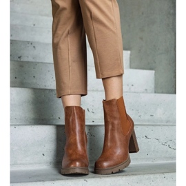 D/CEO Bottines à enfiler marron en éco-cuir Motena brun 2