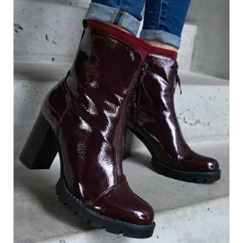 D/CEO Bottines vernis bordeaux ornées d'un fermoir Tiri rouge 2