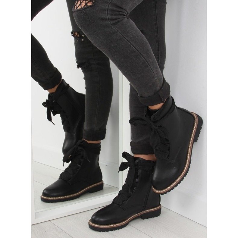 Bottines noires à lacets 8308 noir le noir 2