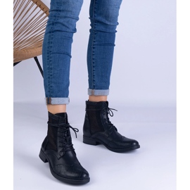 Bottines plates ajourées noires de Reeves 1