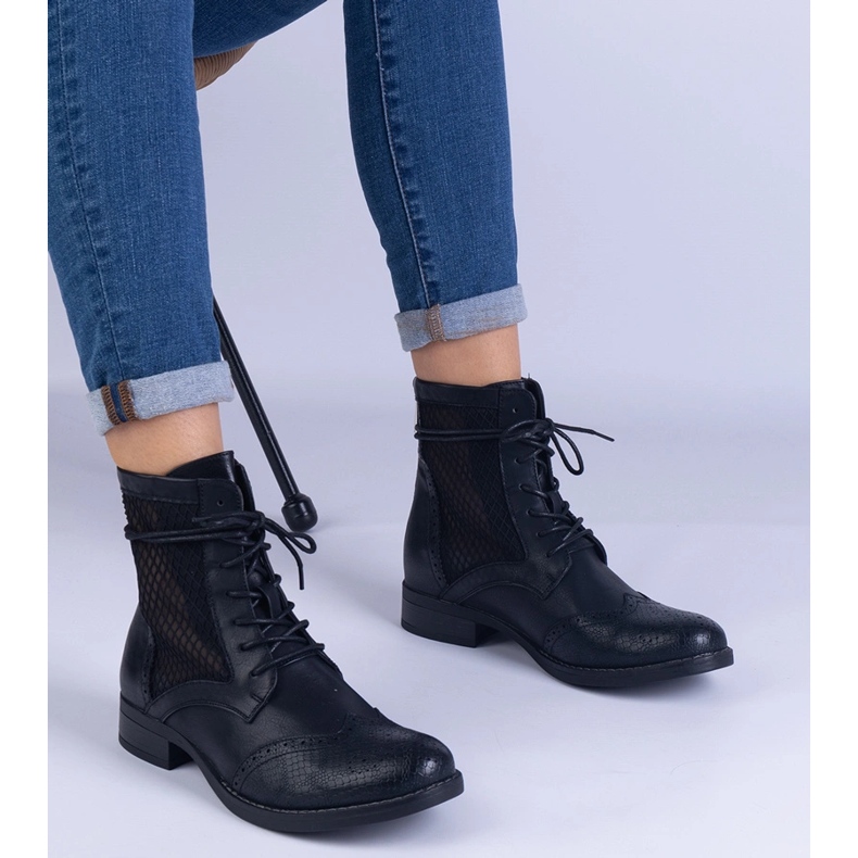 Bottines plates ajourées noires de Reeves le noir 2