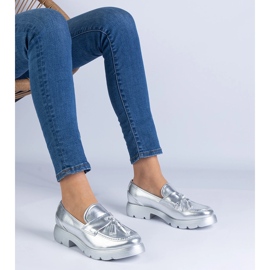 Chaussures classiques en argent avec franges 1