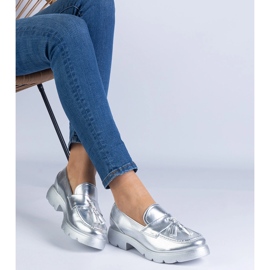 Chaussures classiques en argent avec franges 2