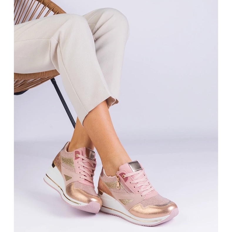 D/CEO Baskets sportives roses sur la plate-forme décorées de paillettes et de l'insert métallique evklad 1