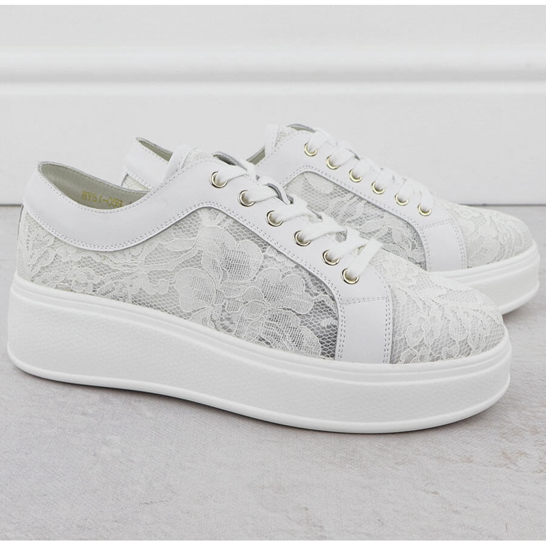 S.Barski Chaussures sur la plateforme en dentelle Białe S. Barski HY51-059 blanc 2