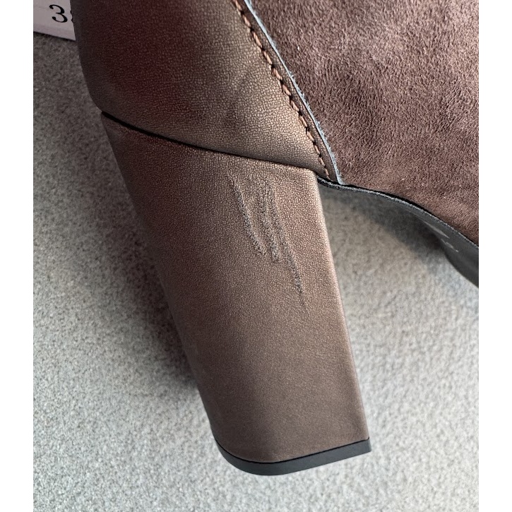 Escarpins à talons hauts en daim Laura Messi 2702 Marron brun 2