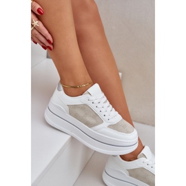 Baskets pour femmes avec un motif blanc blanche 9