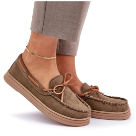Mocassins pour femmes sur une semelle plate vert foncé 7
