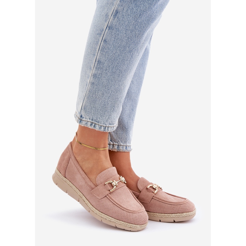 Mocassins ouverts avec un détail doré et une tresse rose de jute 1