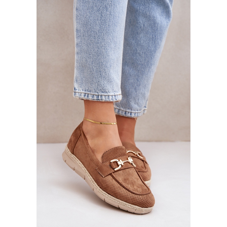 Mocassins ouverts avec un détail doré et une tresse brune en jute 2