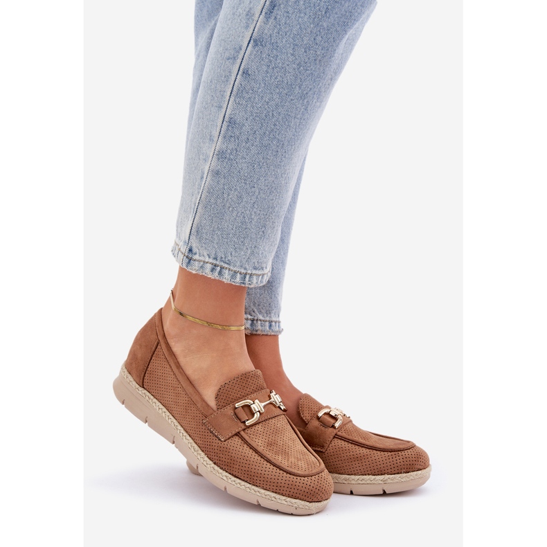 Mocassins ouverts avec un détail doré et une tresse brune en jute 1