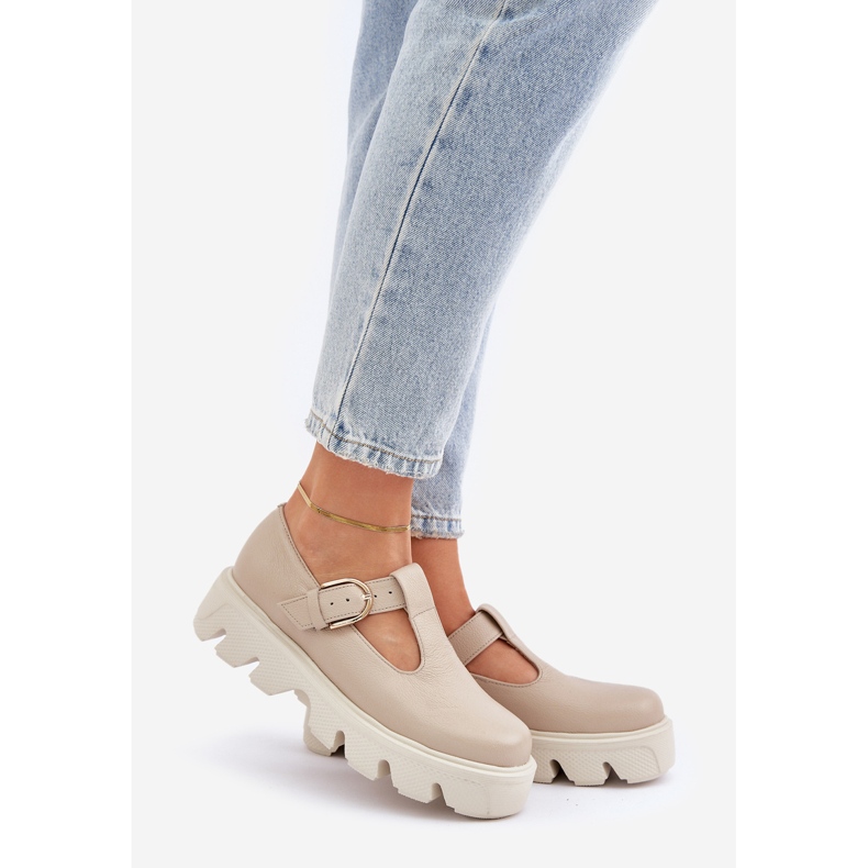 Chaussures en cuir avec une boucle zazoo 20183 beige 1