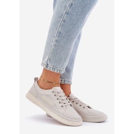 Baskets en cuir féminine gris ouverts 1