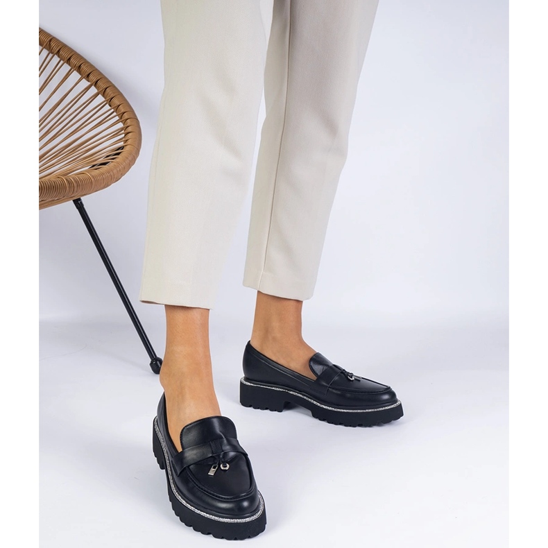 Mocassins noirs ornés de strass le noir 1