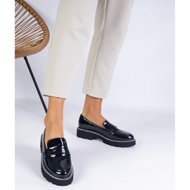 Mocassins vernis noirs décorés de zircons 1
