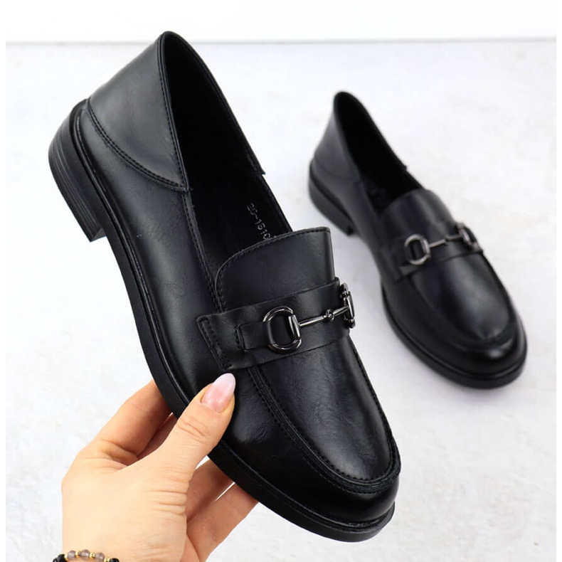 Chaussures en cuir pour femmes confortables Black Vinceza 18107 Mandards noir 1