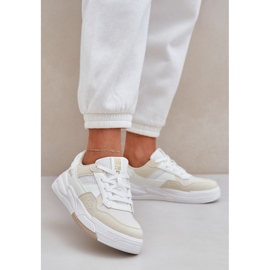 Sneakers sur la plate-forme Big Star OO274A155 blanche 2 Sneakers sur la plate-forme Big Star OO274A155 blanche 2
