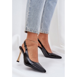 Verni les talons hauts avec un talon ouvert et des orteils pointés le noir 2