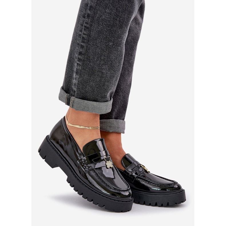 Mocassins pour femmes peintes avec épingles le noir 1