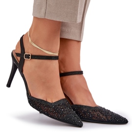 Talons hauts décorés avec un talon noir le noir 9